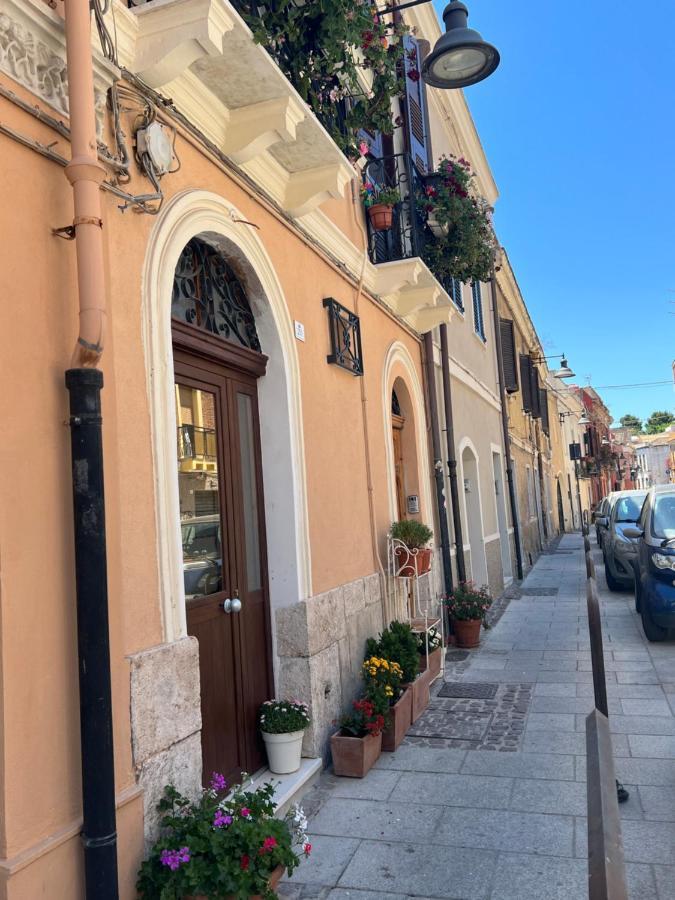 Bed and Breakfast Trigu & Mangoni Cagliari Exterior foto